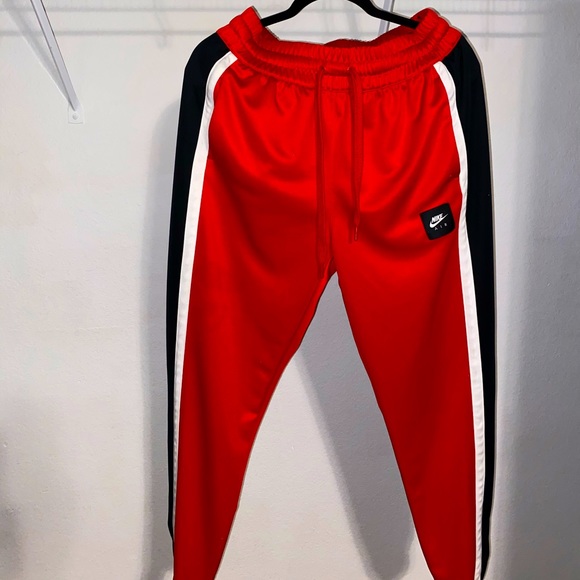 red nike sweats